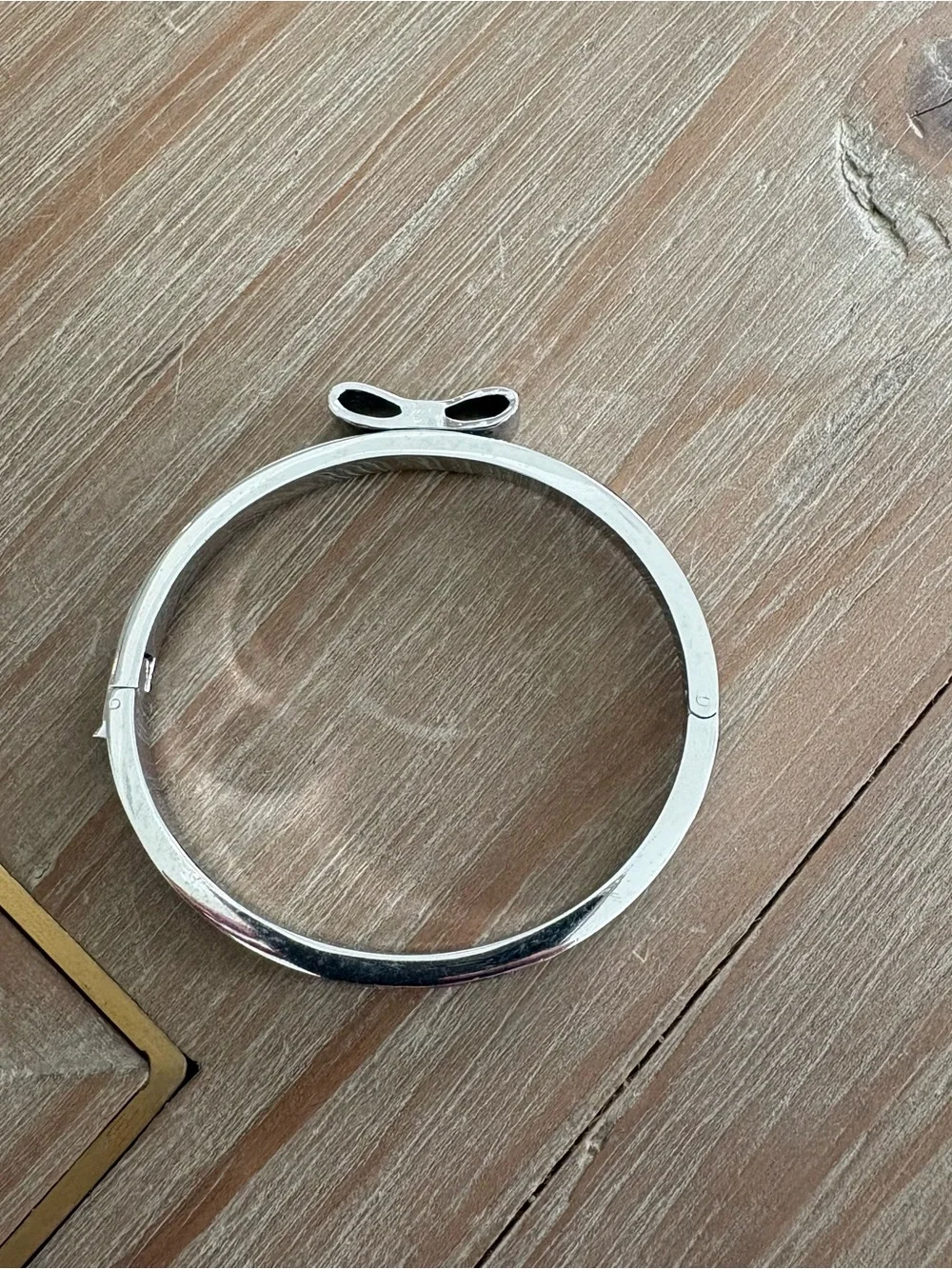 kate spade Silver Bow Crystal Bangle Bracelet
